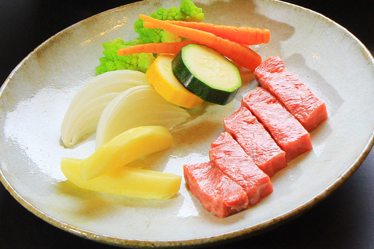 女性に人気！長崎和牛と地元直産のオーガニック焼き野菜のヘルシーコース